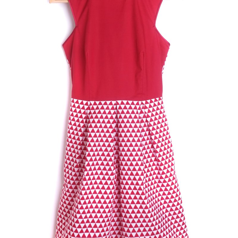 Exclusive Retro Red Triangles Mommy Cheongsam