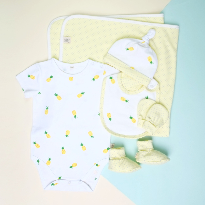Baby Layette with Blanket- Pineapples